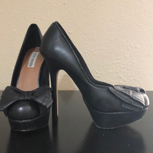 Steve Madden Black bow platform heels - Picture 4 of 6